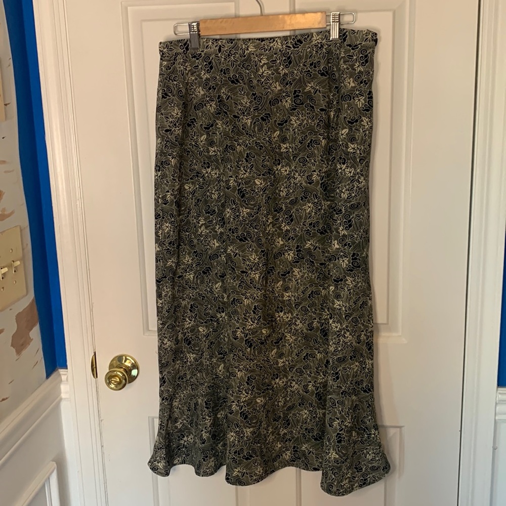 💛Spring patterned skirt - Picture 2 of 9